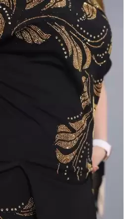 Yaprak Desenli Taşlı takım