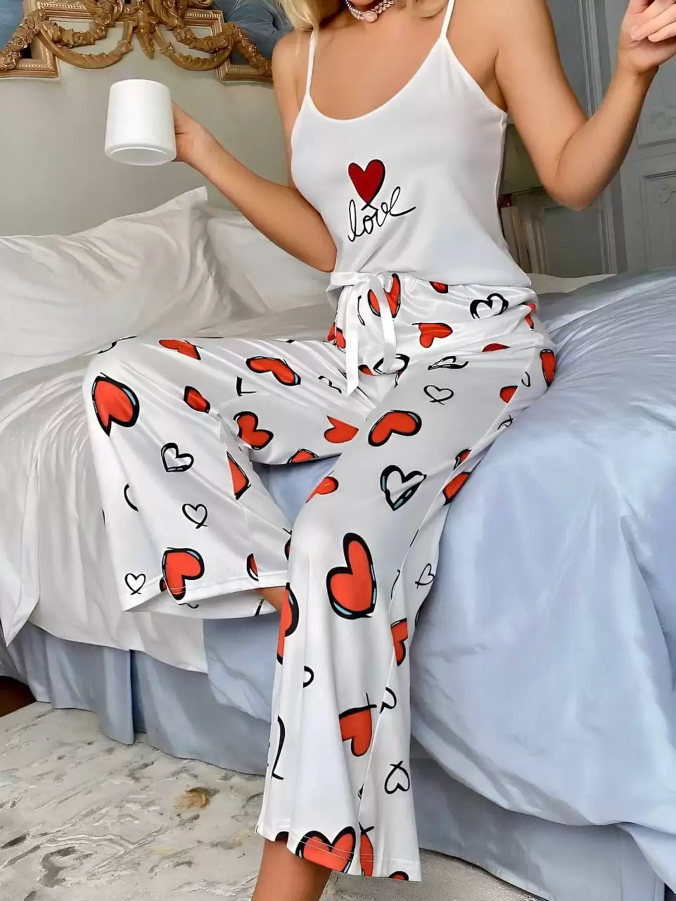 Askılı Kalpli Pijama Takımı Beyaz