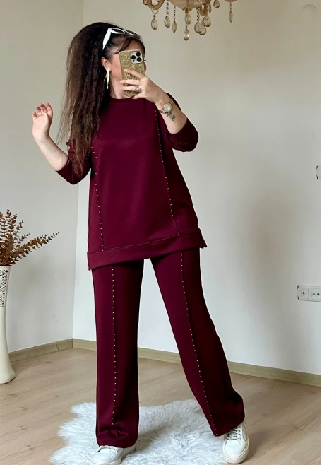 Ön Dikiş Aksesuarlı Takım Bordo