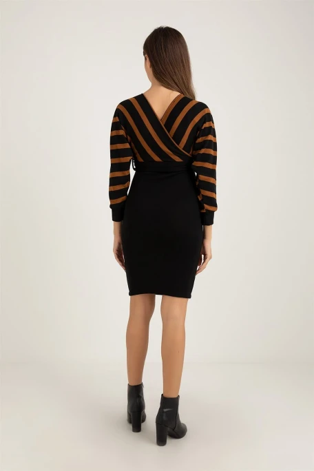 Üst Çizgili Alt Siyah Triko Elbise -KAHVE
