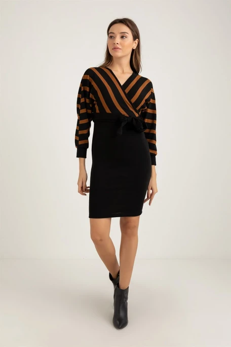 Üst Çizgili Alt Siyah Triko Elbise -KAHVE