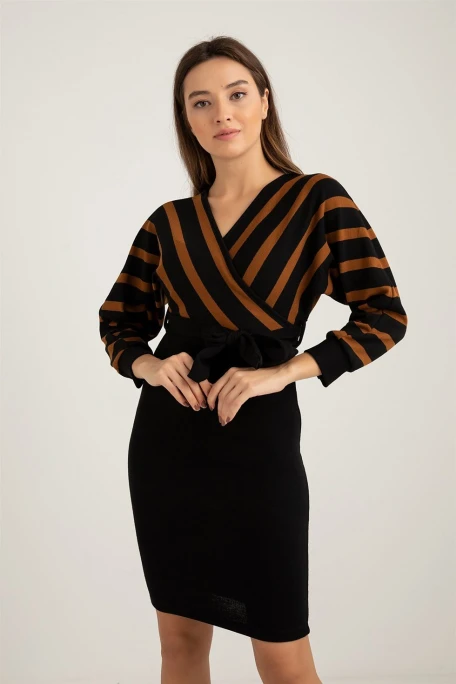 Üst Çizgili Alt Siyah Triko Elbise -KAHVE