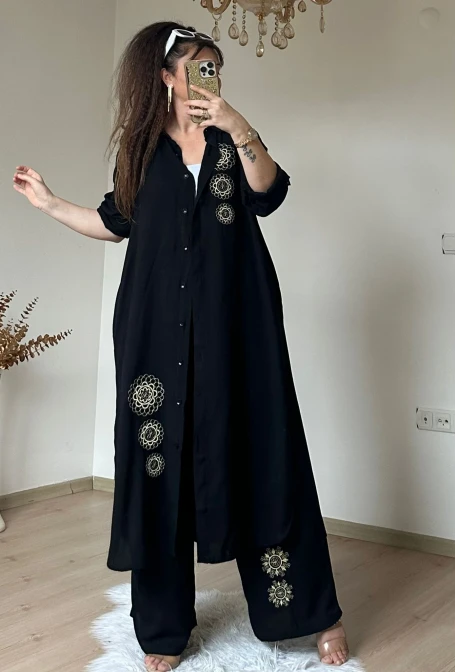 Varak Nakışlı Takım Siyah