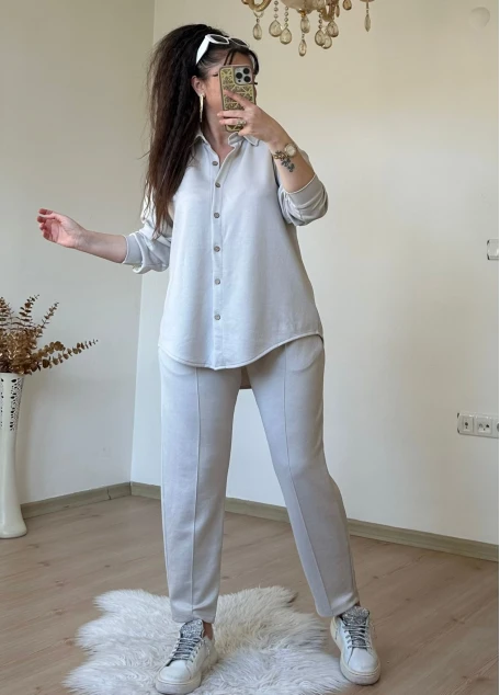 Gomleklı Spor Takım Bej