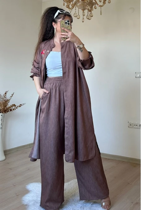 Yaka Nakış İşlemeli Takım Kahve