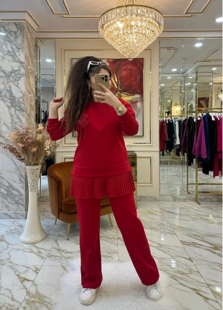 Eteği Pileli Çiçek Takım Kırmızı