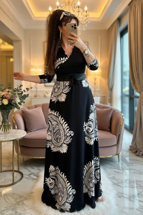 Tam Boy Beyaz Şal Desen Elbise