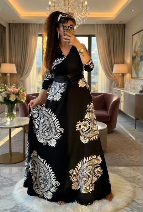 Tam Boy Beyaz Şal Desen Elbise