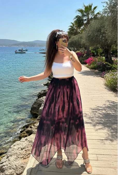 Eteği Çapraz Pembe Desen Şifon Etek