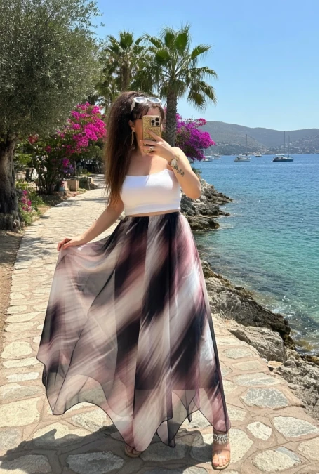 Eteği Çapraz Beyaz Desen Şifon Etek