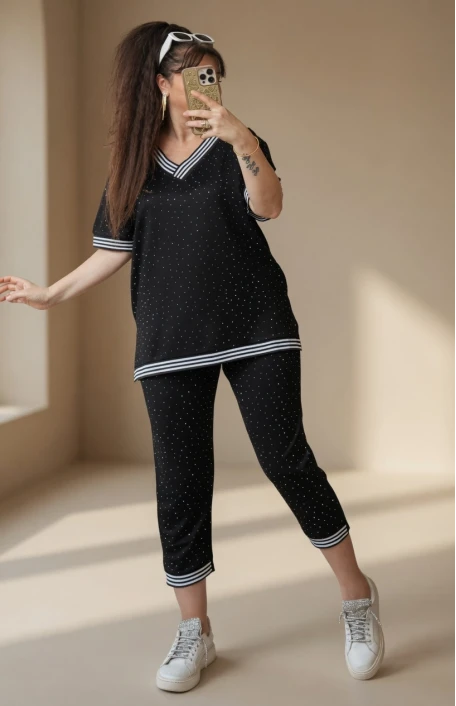 Beyaz Şerıtlı Taşlı Kaprı Takım