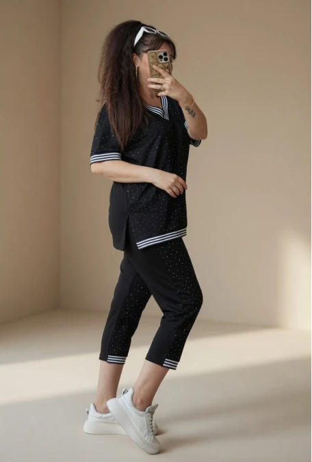 Beyaz Şerıtlı Taşlı Kaprı Takım