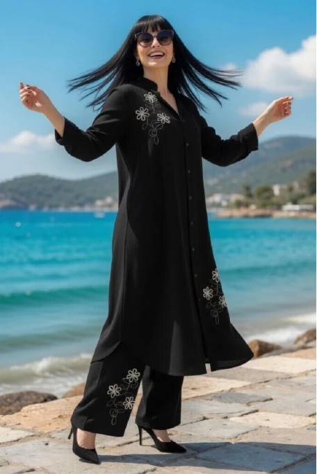 Papatya Nakışlı Takım Siyah