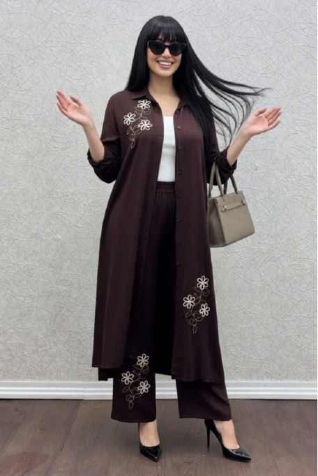 Papatya Nakışlı Takım Kahve