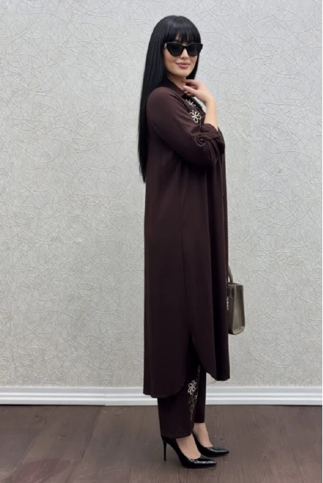 Papatya Nakışlı Takım Kahve