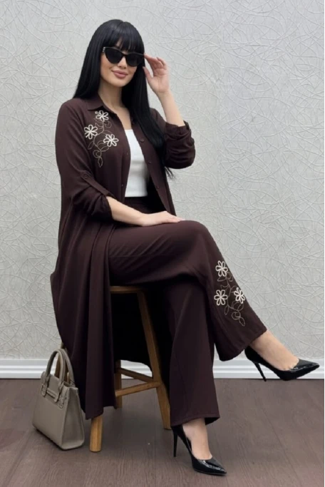 Papatya Nakışlı Takım Kahve