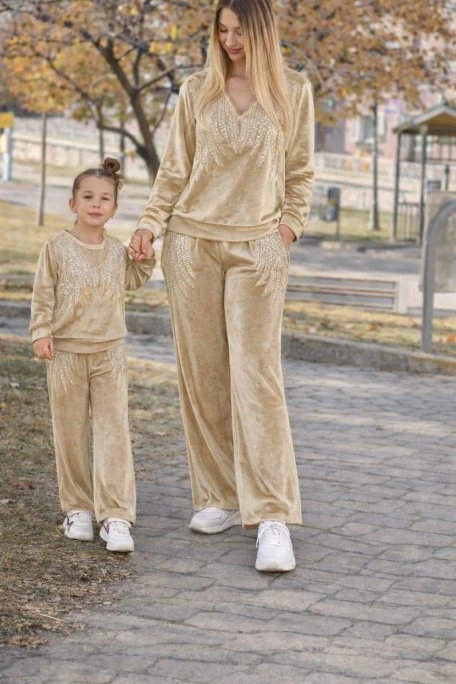 Angel Kadife Taşlı Takım Anne Krem
