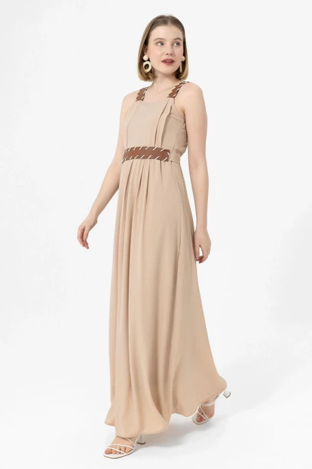 Askılı Deri Kemerli Elbise Bej