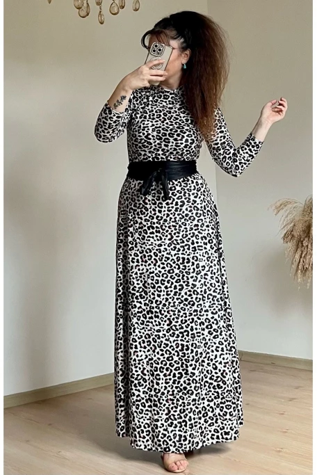 Balıkçı Yaka Krem Leopar Kadife Elbise