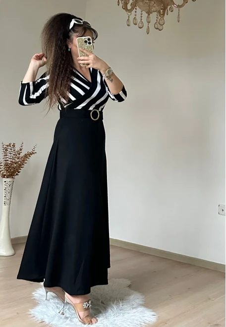 Beyaz Cızgılı Halka Kemerlı Trıko Elbise