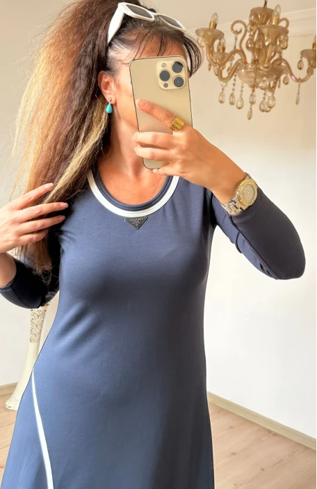 Beyaz Şerıtlı Elbise Gri