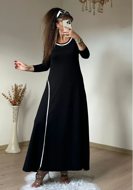 Beyaz Şerıtlı Elbise Siyah