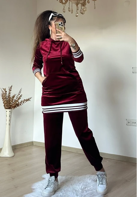 Beyaz Şeritli Kapusonlu Kadıfe Takım Bordo