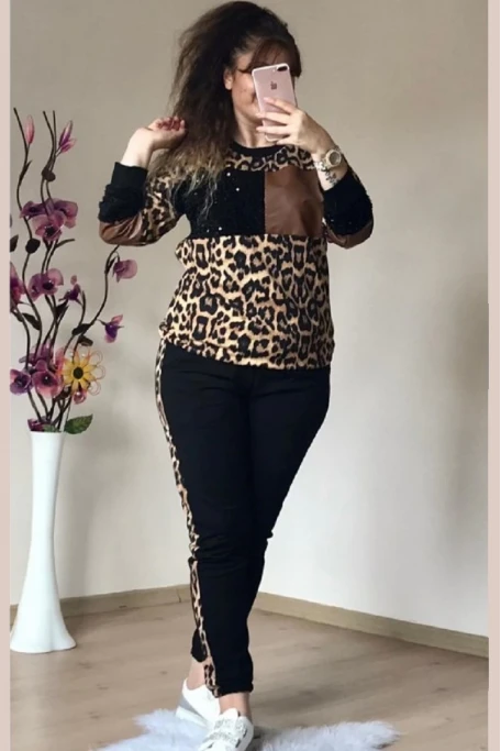 Deri Detaylı Leopar Eşofman Takımı