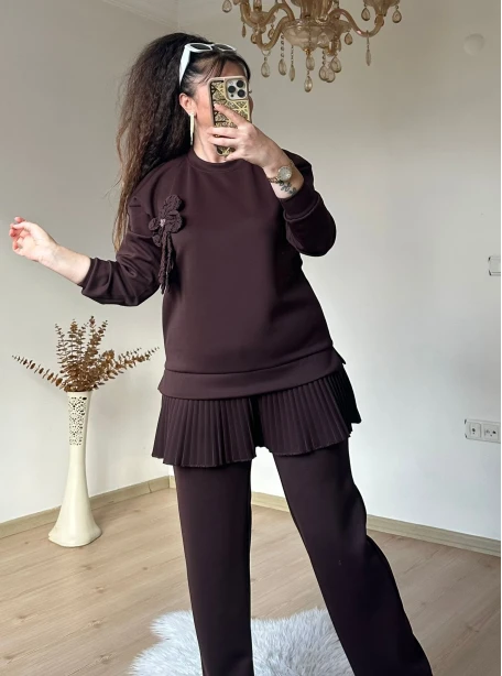 Eteği Pileli Çiçek Takım Kahve