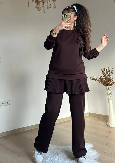 Eteği Pileli Çiçek Takım Kahve