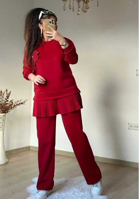 Eteği Pileli Çiçek Takım Kırmızı