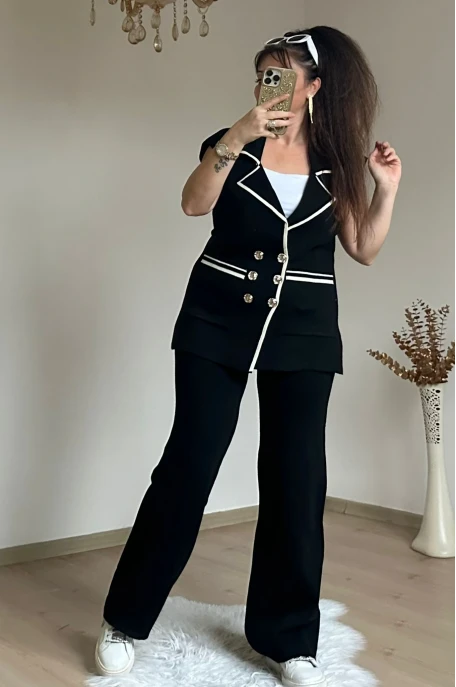 Gold düğmelı Yeleklı Takım Siyah