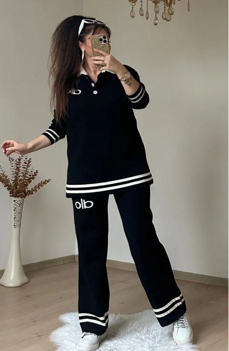 Gömlek Yaka Beyaz Şeritli Triko Takım Siyah