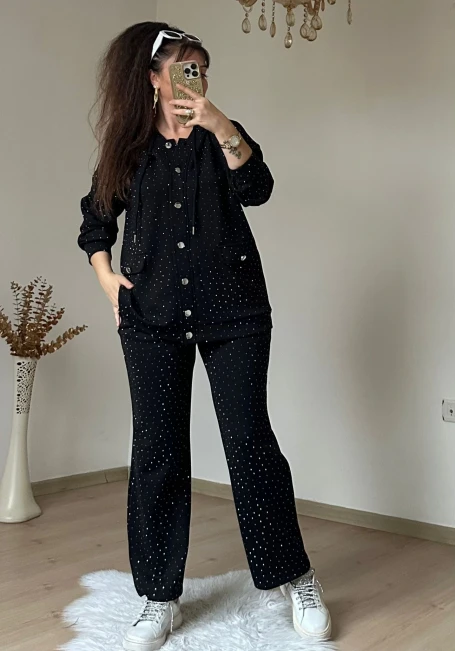 Gümüş Düğmelı Full Taşlı Takım Siyah