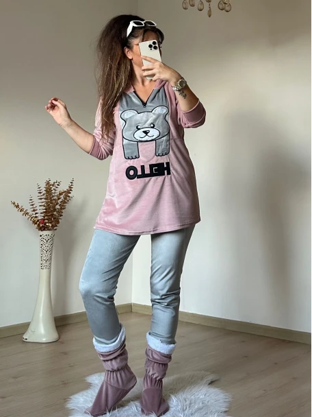 Hello Yazılı Kadife Takım Pudra