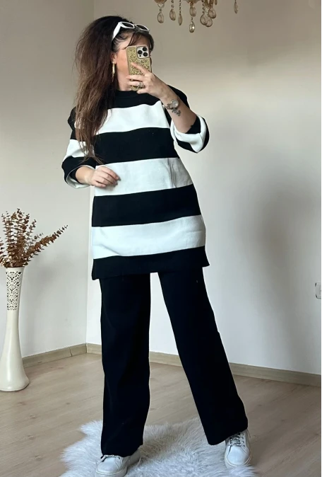 Kalın Çizgili Triko Takım