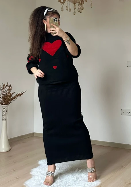 Kalplı Elbıse Bluz Triko Takım