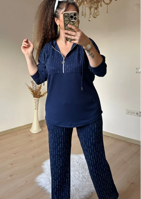 Kapusonlu Taşlı Takım Lacivert