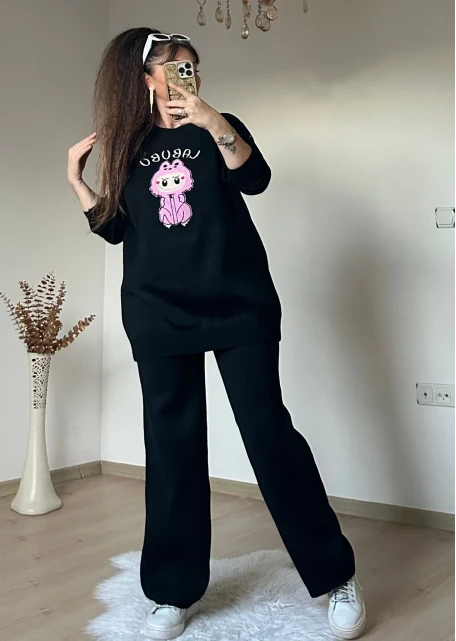 Karakter Baskılı Tiriko Takım Sıyah