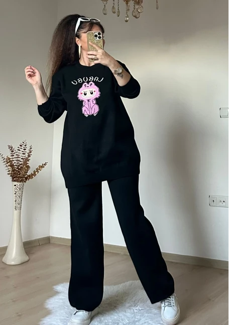 Karakter Baskılı Tiriko Takım Sıyah