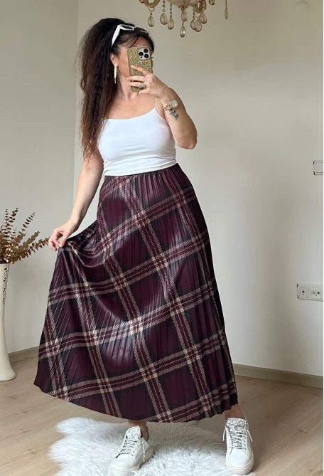 Kare Desen Pileli Bordo Etek