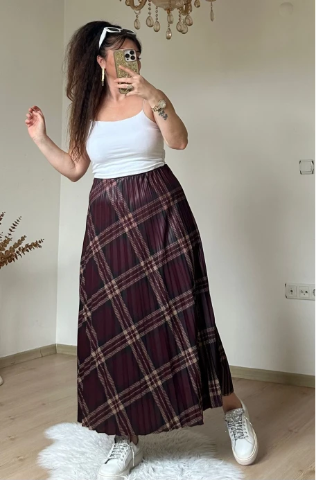 Kare Desen Pileli Bordo Etek