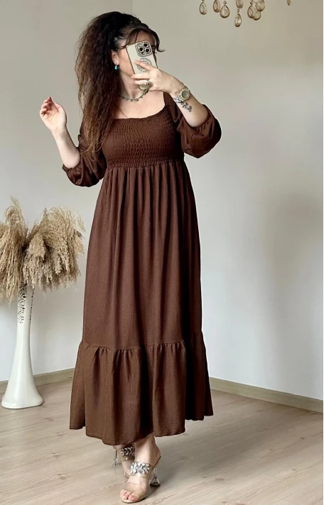 Kare Taka Eteği Fırfırlı Elbise Kahve