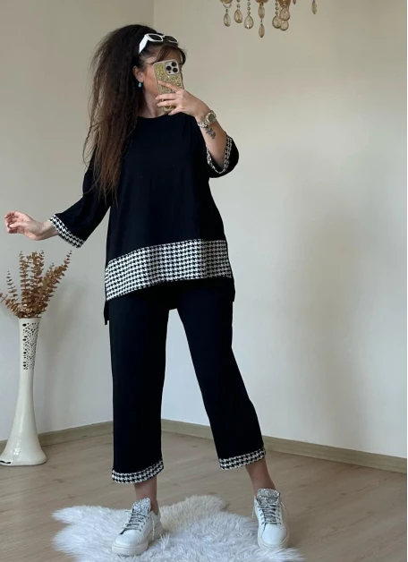 Kaz Ayağı Şeritli Eşofman Takımı