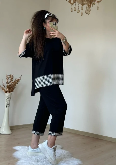 Kaz Ayağı Şeritli Eşofman Takımı