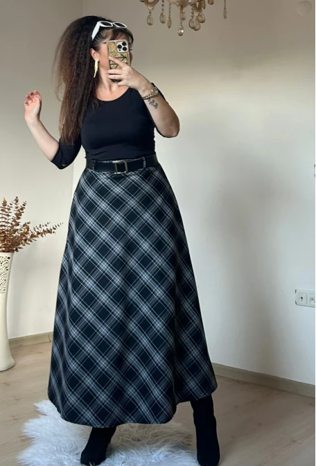 Kemerli Ekose Etek Siyah