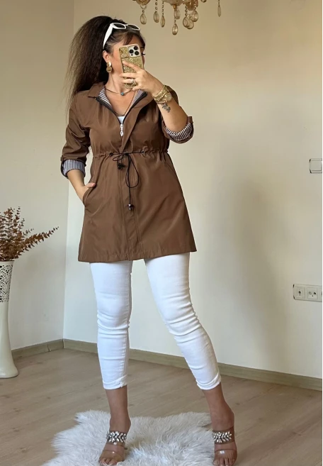 Kısa Çizgili Trençkot Taba