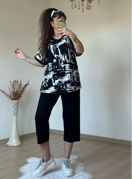 Kısa Kol Beyaz Baskı Desen takım