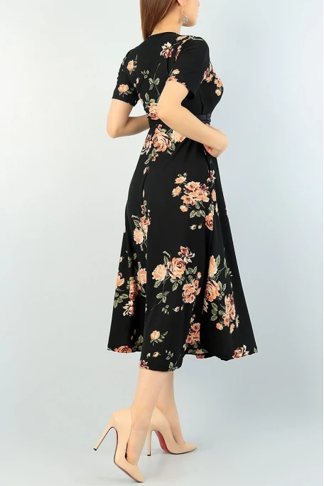 Kısa Kol Çiçekli Elbise