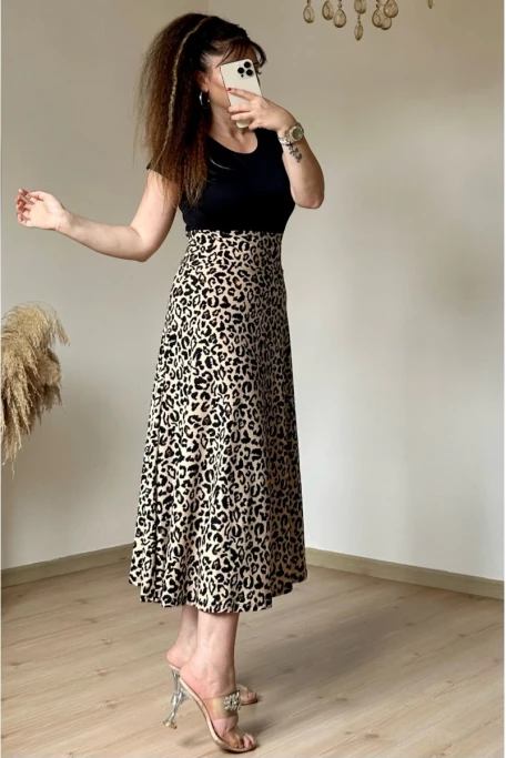 Kısa Kol Üst Siyah Alt Leopar Krep Elbise